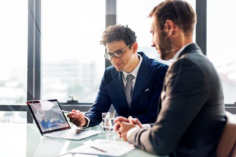 ¿Cuáles son los principios del Lenguaje R en Big Data?